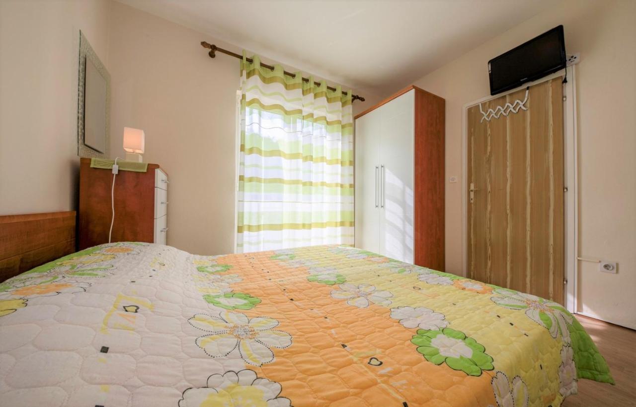 App&Rooms Anica Kampor Buitenkant foto