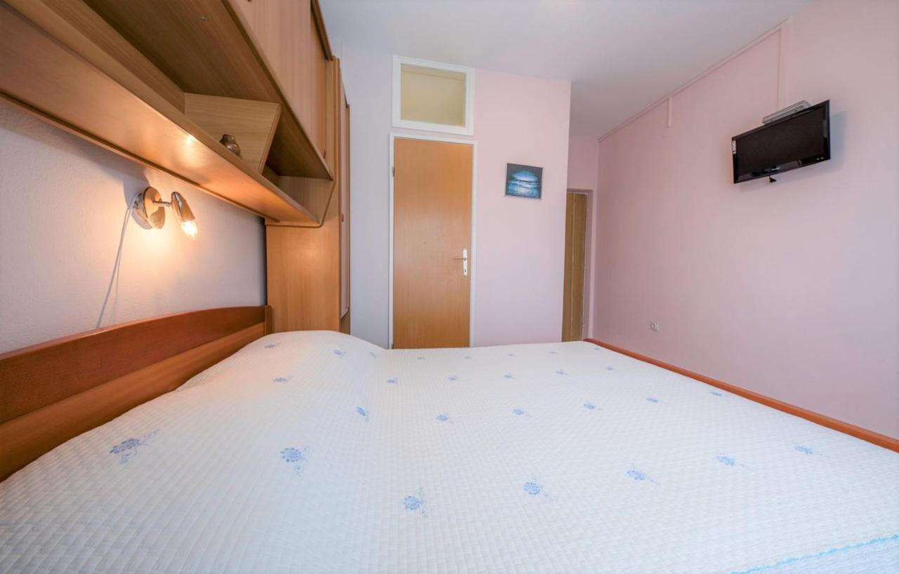 App&Rooms Anica Kampor Buitenkant foto