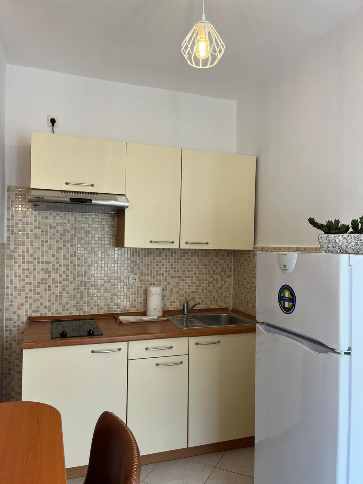 App&Rooms Anica Kampor Buitenkant foto